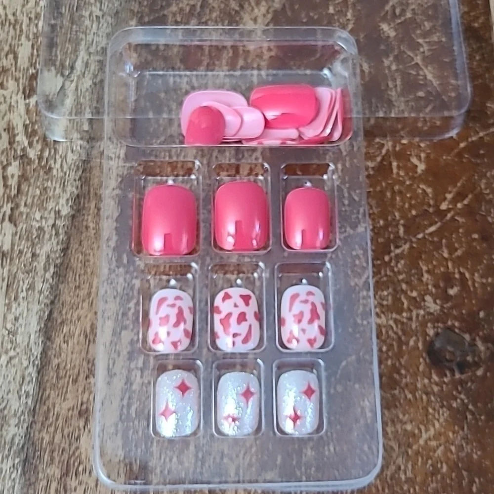 2/$16 Pink Stars Press On Nails